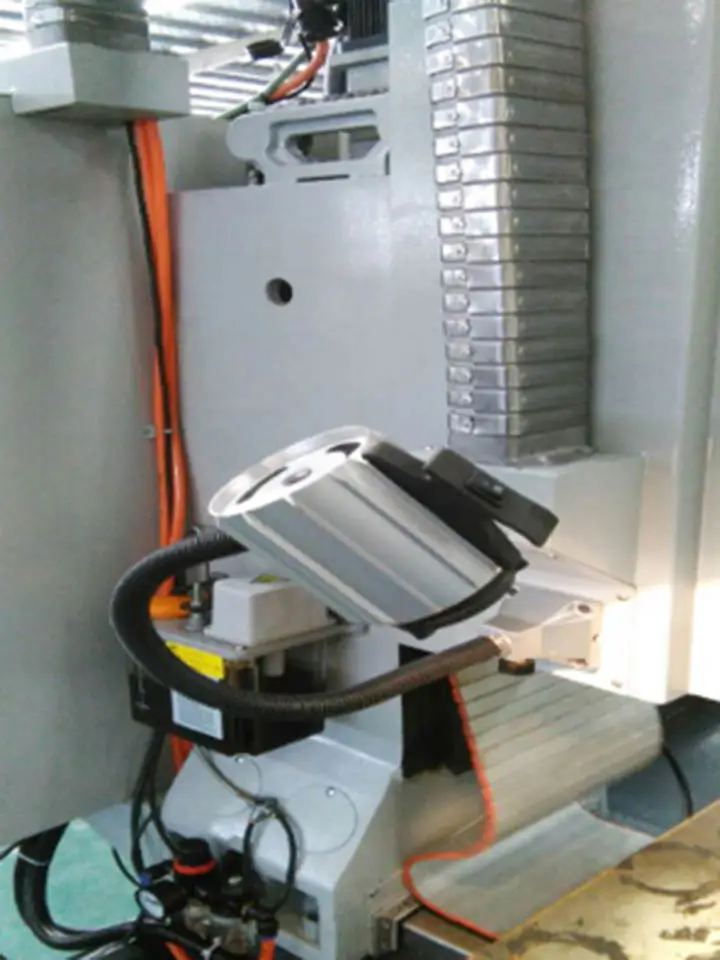 SP2211-T